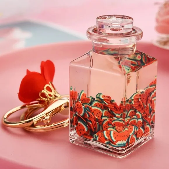 1pc Floating fruit keychain/Bag accessories - Picture 3 of 4
